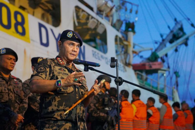 KKP Tangkap Kapal Filipina, Selamatkan Rp189 Miliar dari Illegal Fishing