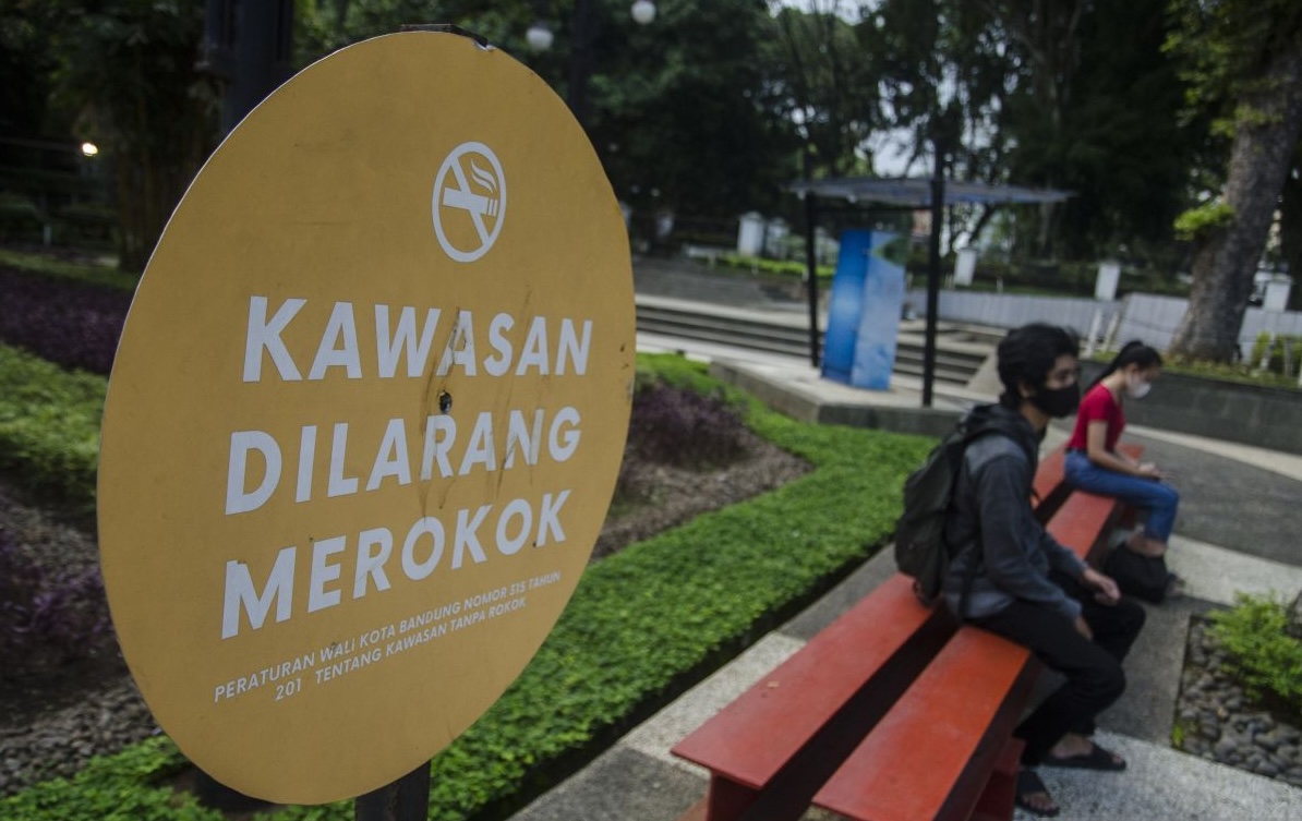 YLKI Tolak Gerbong Merokok, KAI Diminta Konsisten Kawasan Tanpa Rokok