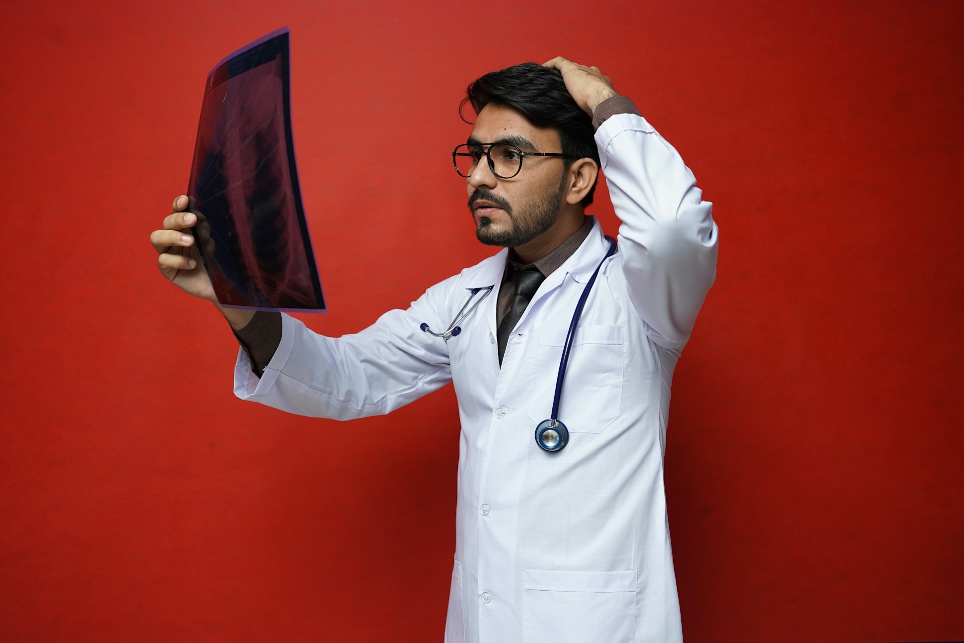 Studi: Ketergantungan Dokter Pada AI Tumpulkan Intuisi Diagnosis