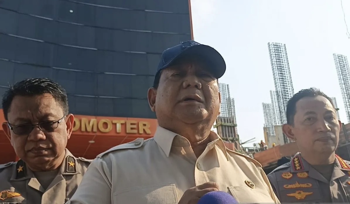 Prabowo Minta Kapolri Naikkan Pangkat Anggota Polri Korban Demo