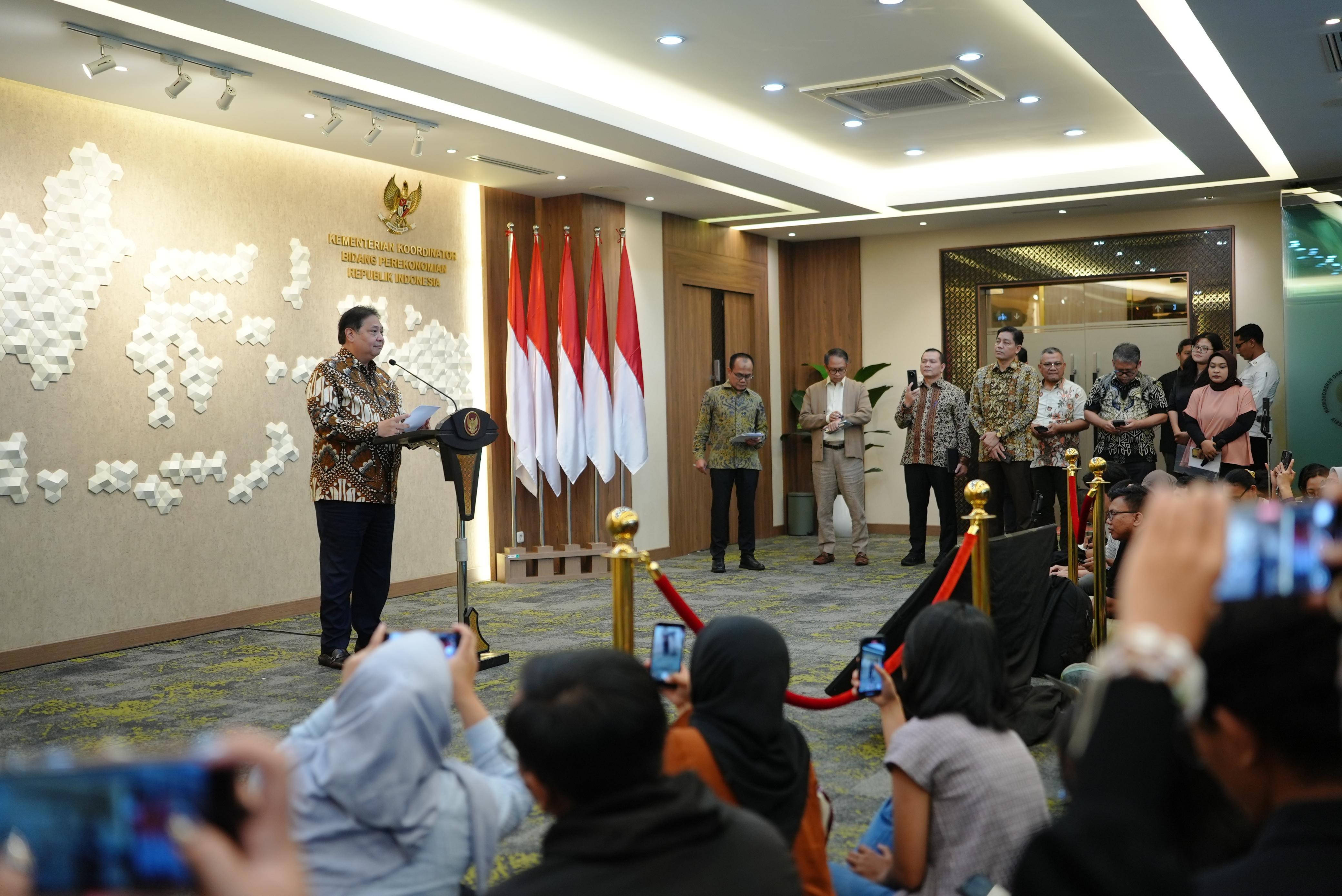 Airlangga: 12 Perusahaan Data Center AS Tunduk pada Regulasi Indonesia