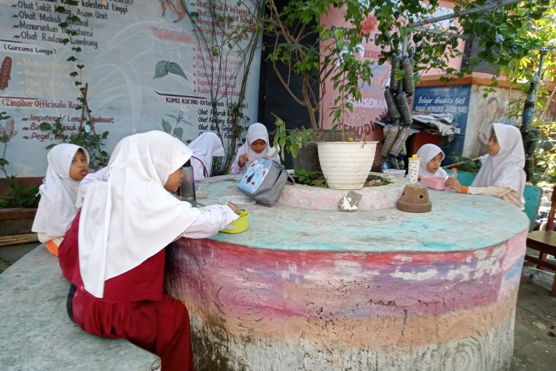 Bekasi Liburkan Sekolah 3 Hari, Belajar Dialihkan ke Daring