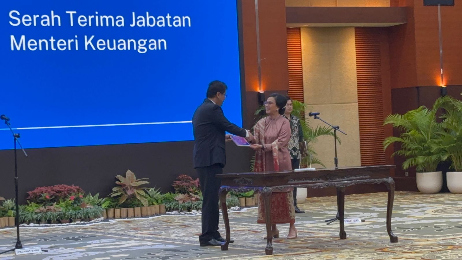 Sertijab Menteri Keuangan 2025: Sri Mulyani Pamit, Purbaya Yudhi Resmi Menjabat
