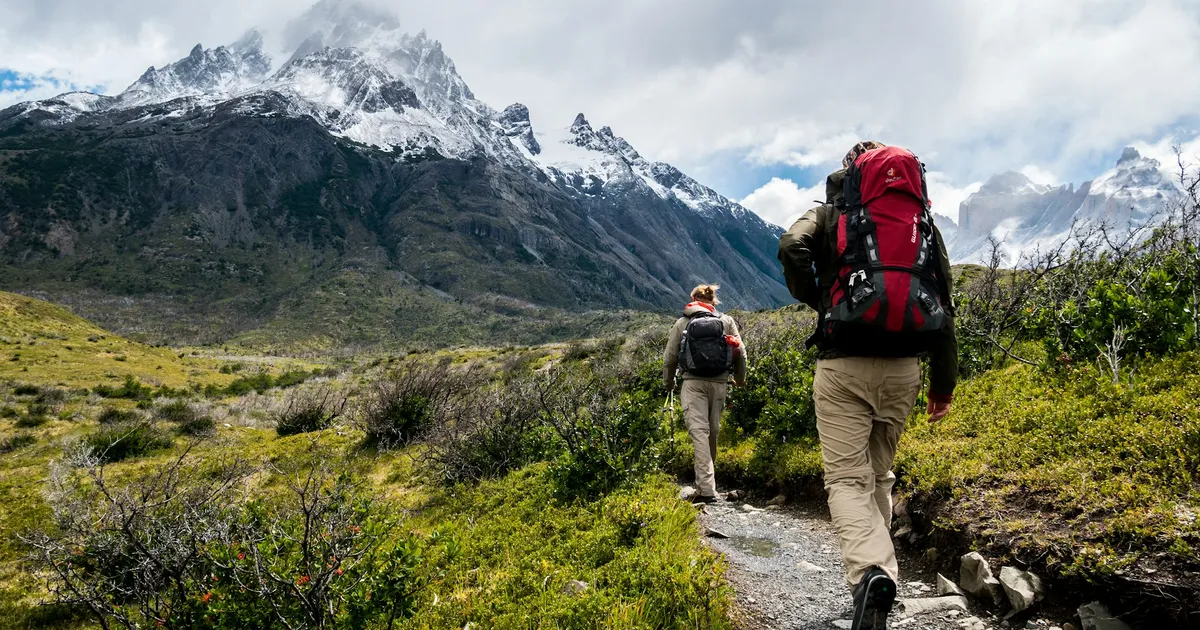 Persiapan Mendaki Gunung: 7 Hal Penting untuk Fisik yang Sering Diabaikan